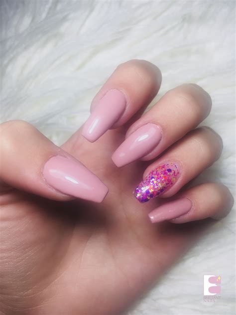 #uñas #nails #esculpidasengel #brilliantnails #rosanude #nudenails # ...