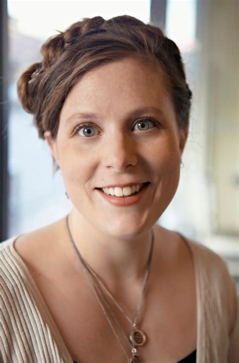 5 Girls Book Reviews: AUTHOR SPOTLIGHT: Marissa Burt