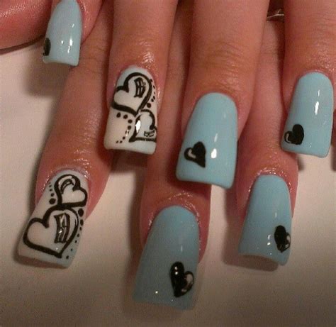 Blue hearts nails | Nail designs valentines, Valentine nail art ...
