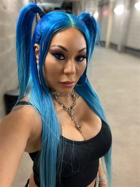 Hey siri, play Brooke Valentine - Girlfight. : r/MiaYim