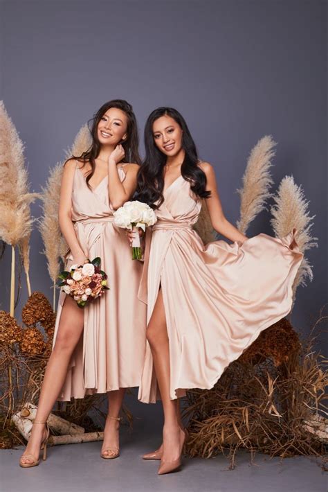 Платья для подружек невесты | Silk bridesmaid dresses, Beige bridesmaid ...