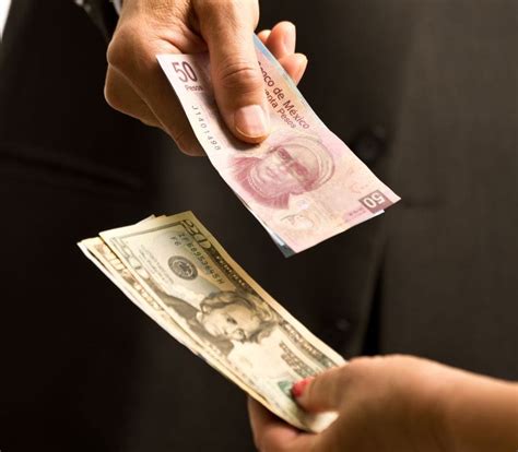 Everything Travelers Need to Know About Tipping in Mexico