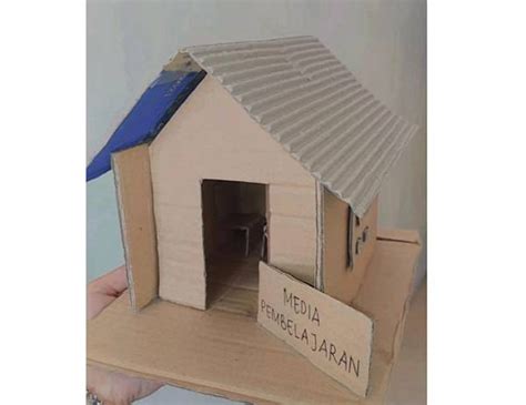membuat rumah rumahan sebagai media pembelajaran  anak sd