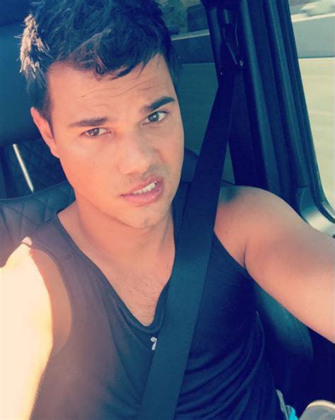 15 Reasons To Follow Taylor Lautner On Instagram