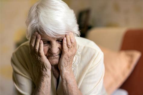 breakthrough dementia drug   stop disease   tracks