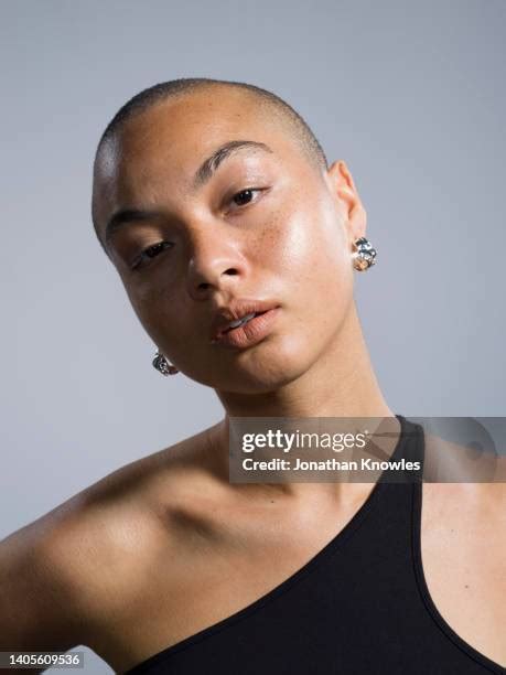 Asymmetrical Eyes Photos and Premium High Res Pictures - Getty Images