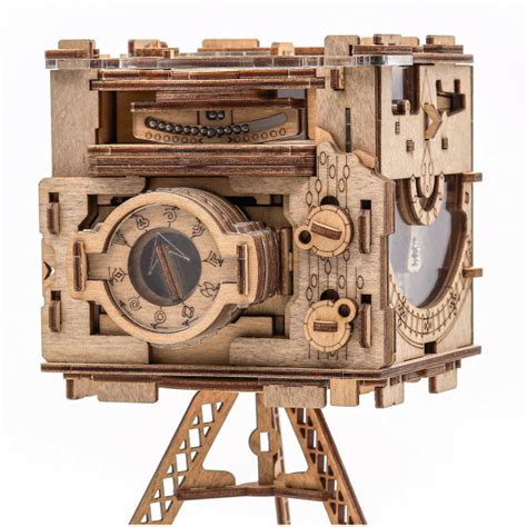 Cluebox | Escape Room in a Box - Cambridge Labyrinth, 46,99