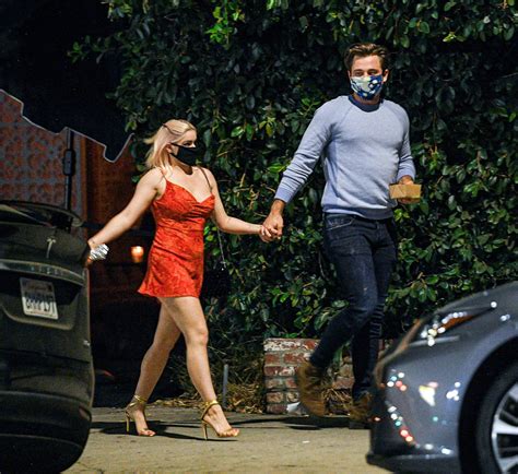 Ariel Winter Sexy Red Dress - Hot Celebs Home