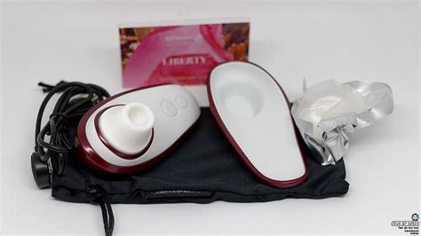 Womanizer Liberty Review - Air Clitoral stimulator for travelling