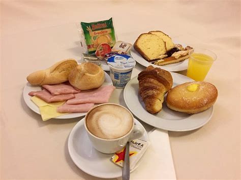 Giglio Dell' Opera Bar and Lounge: Pictures & Reviews - Tripadvisor