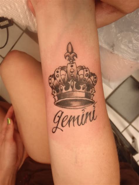 meaning of a crown tattoo 1