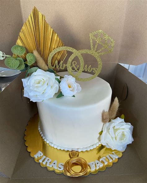 engagement cake ideas 9
