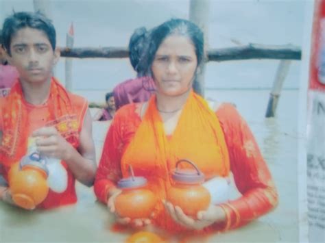 mother  searching   son  siwan   sons photo