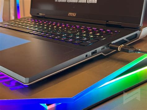 MSI Titan 18 HX - An Absolute Beast of a Gaming Laptop