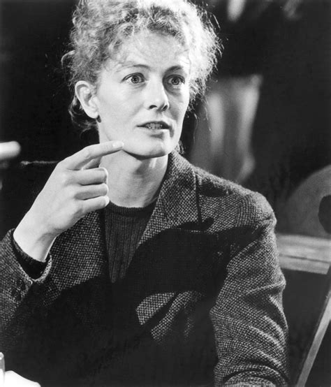 Vanessa Redgrave Grandchildren - A Look At Her Family Tree