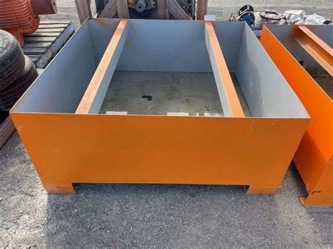 Steel Transport Tub - TVAA Pty Ltd T/A Tomkins Valuers & Auctioneers