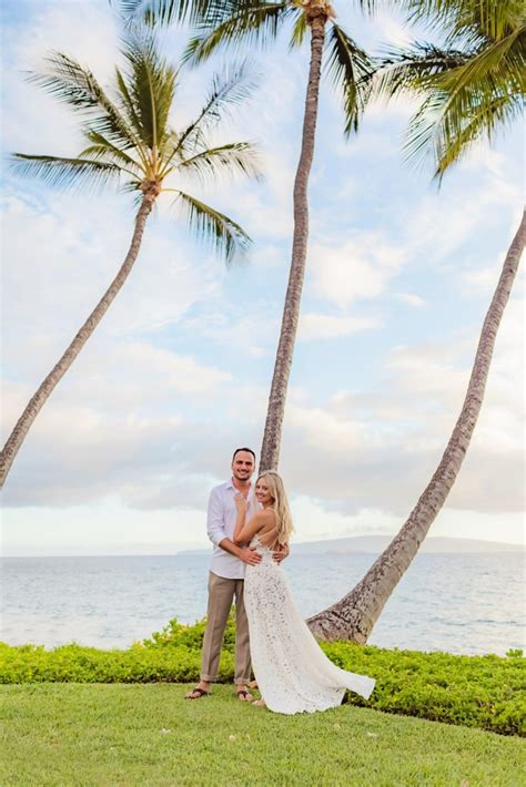 Beautiful sunset Maui couples photography - Love + Water