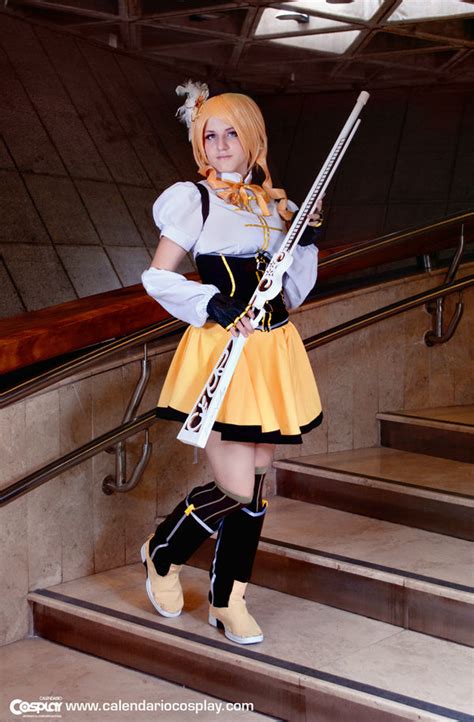 mami tomoe madoka magica  calendario cosplay  deviantart