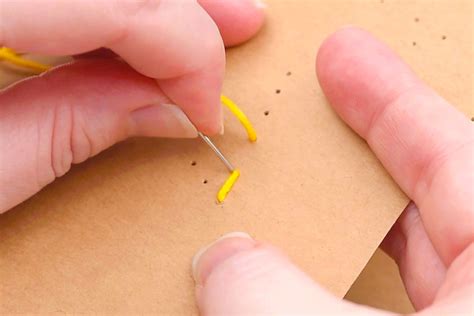 String Art Christmas Cards | Easy DIY String Art Cards