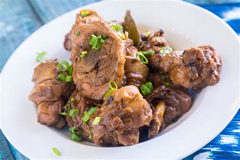 ultimate guide  chicken adobo recipe  variations