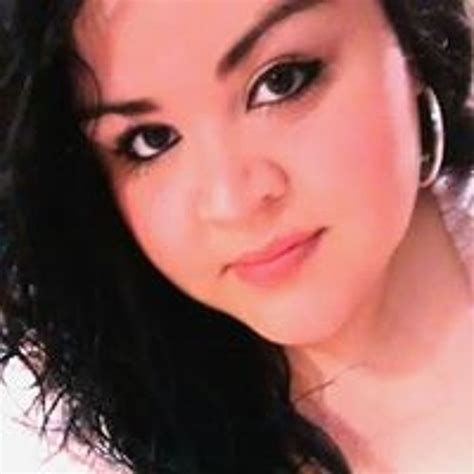 stream perla cecilia rivera  listen  songs albums playlists