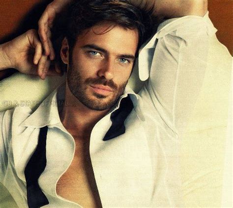 Убавецот од малите екрани расоблечен | Most handsome men, Beautiful men ...