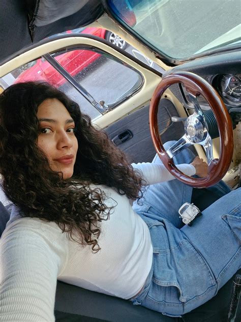 Soy la chava del vocho - Holaaaaaa hoy tuve mucho jale Pero aquí ando a