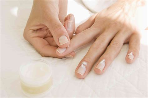 how to fix brittle nails