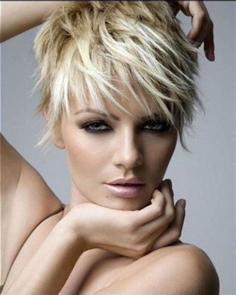 Discover 13 Pixie Hairstyles and thick hair styles ideas | pixie