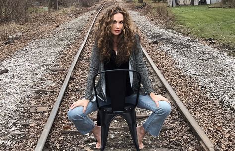 Dana Fuchs Returns to Her Southern Rock Roots on ‘Borrowed Time