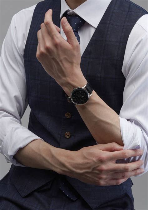 Ты омега?! | Gentleman aesthetic, How to draw hands, Hand pictures