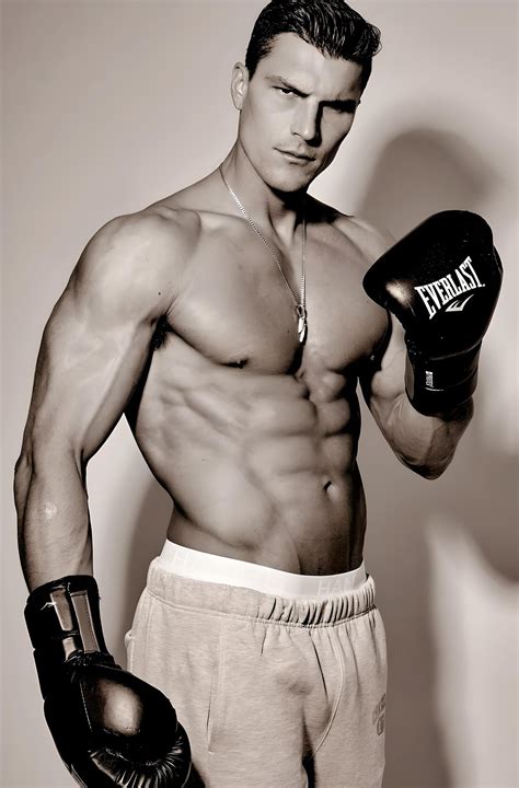 JESSE CRONK / JAMES YATES / MODELS | THEMODERNMAN.EU