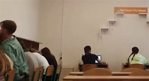 В МОН підказали, яку кнопку необхідно натиснути, щоб пройти НМТ ...