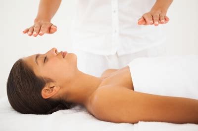 Benefits of Reiki Energy Healing - Corie Chu