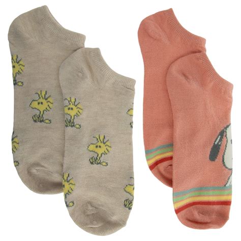 Crafters explain why the hobby lobby snoopy line is popular 4