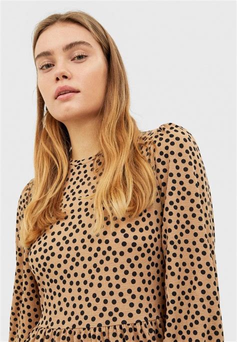 Платье Stradivarius, цвет: бежевый, IX001XW00HW9 — купить в интернет ...