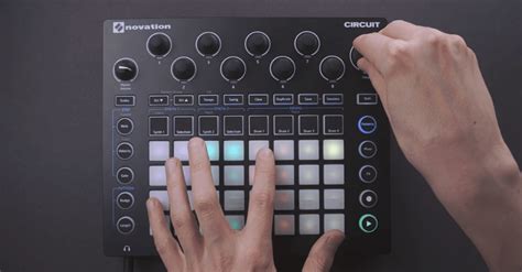 Melodies, Scales & Chords On The Novation Circuit – Synthtopia