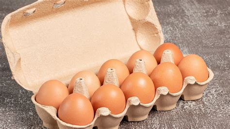 18 Ways To Use Egg Cartons To Make Cooking Easier