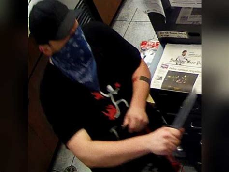 Windsor police release images of knife-brandishing robber | Windsor Star