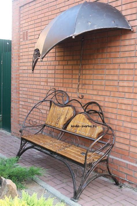 кованая скамейка под козырьком | Wrought iron bench, Outside benches ...