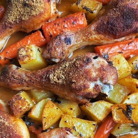 Пилешки бутчета с вино, картофи и моркови в плик – Купичка – Ядеш и ревеш