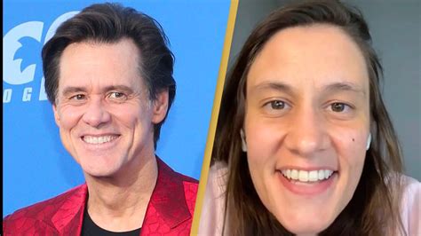 woman    jim carrey    hard  recreate  smile