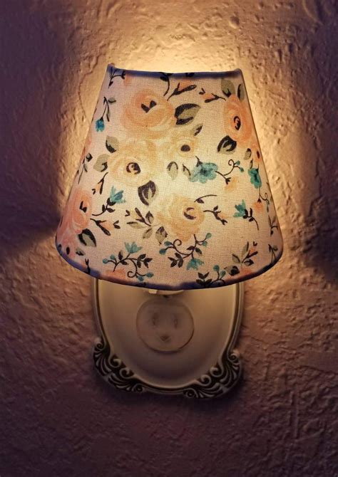 flowers night light fancy dancy wall decor