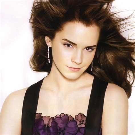 2048x2048 Resolution Emma Watson Sexy Seen Ipad Air Wallpaper