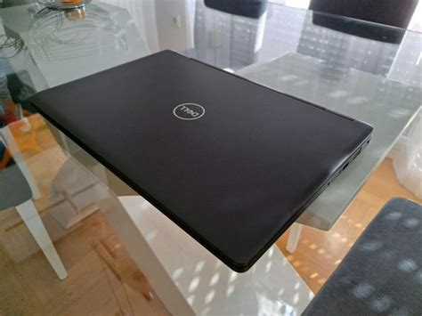 Laptop Dell Latitude 5590