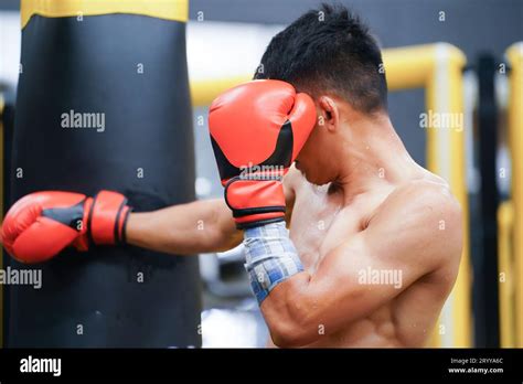 punching  punching bag build muscle  kristopher chambers blog
