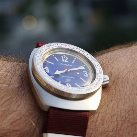 [Vostok Amphibia] 1967 Reissue : Watches
