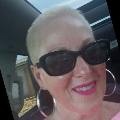 Donna Devereaux - Founder/CEO - Carpe Diem Simply Hair and More ...