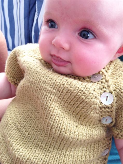 KATE PRESTON HANDKNITS /BLOG: FO: Puerperium Baby Cardigan