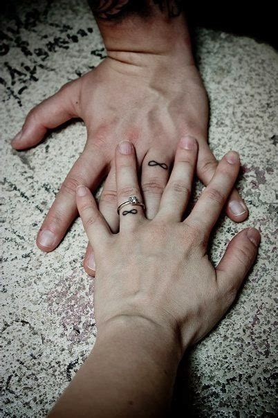 missmrs mucho mas  una boda wedding ring tattoos